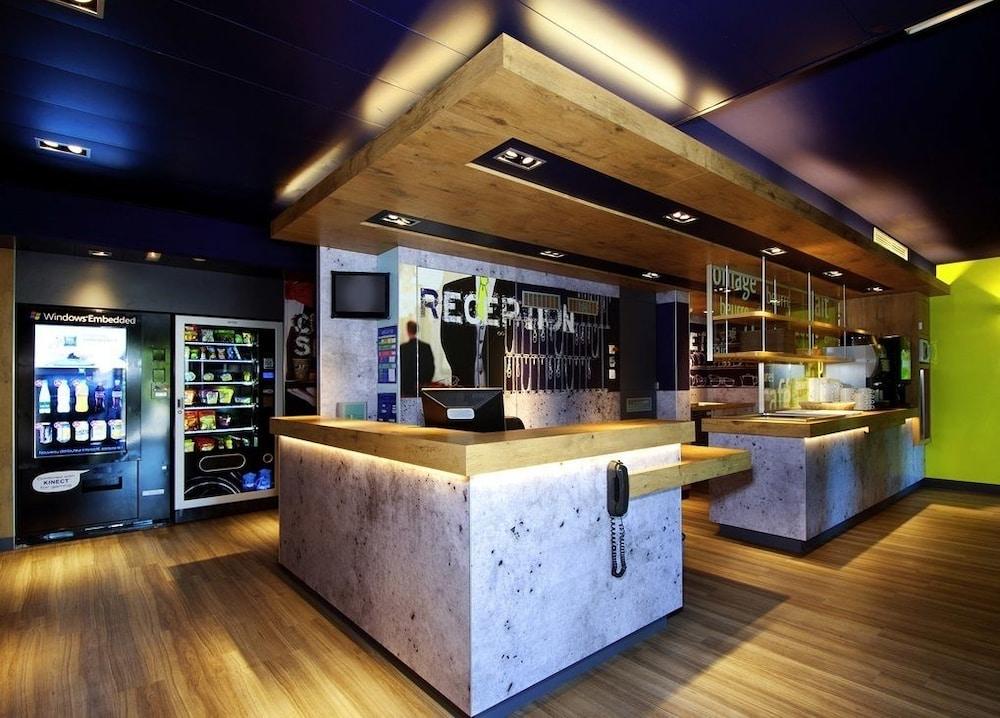 Ibis Budget Caen Porte De Bretagne Bretteville-sur-Odon Eksteriør bilde
