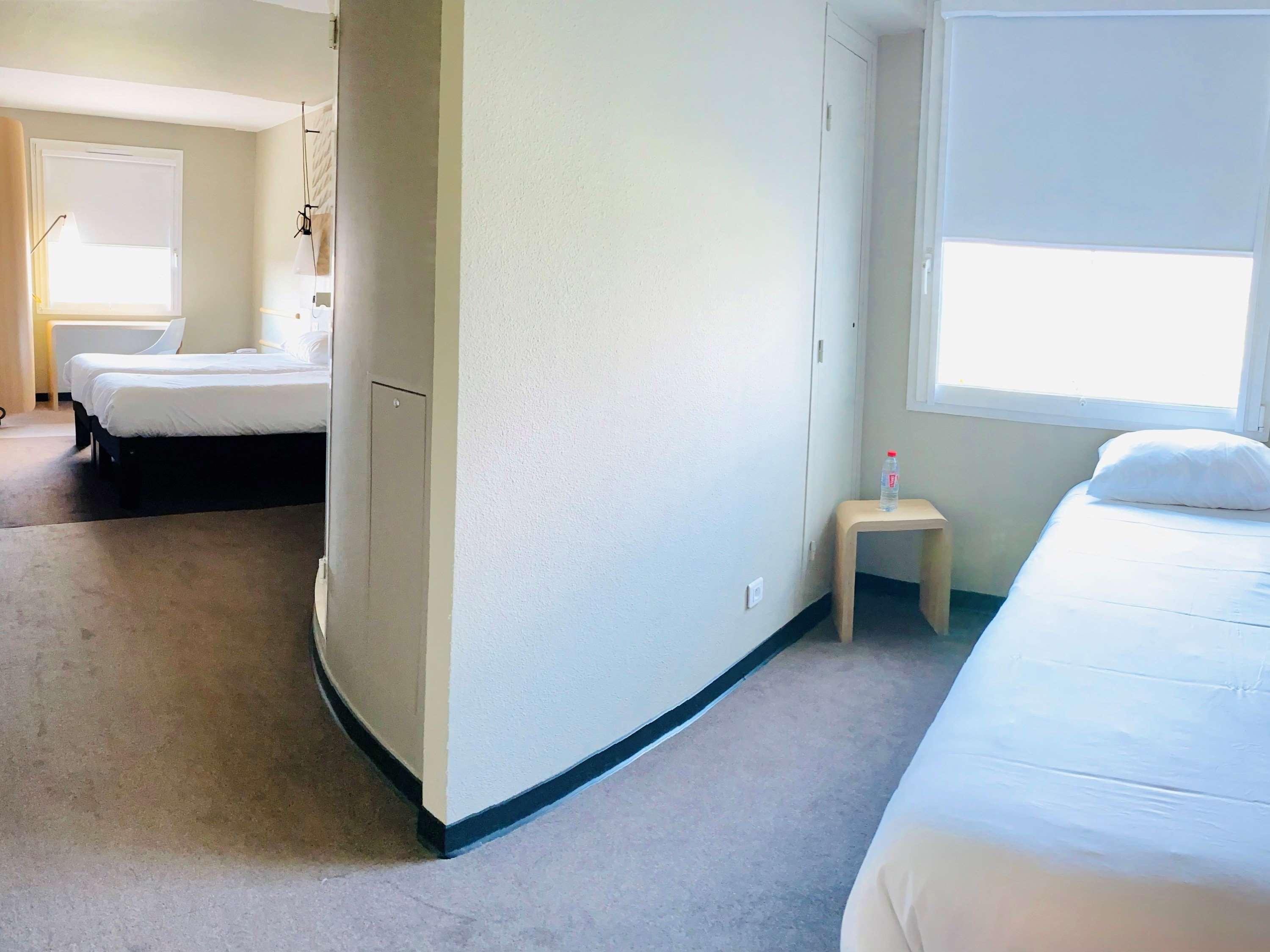 Ibis Budget Caen Porte De Bretagne Bretteville-sur-Odon Eksteriør bilde