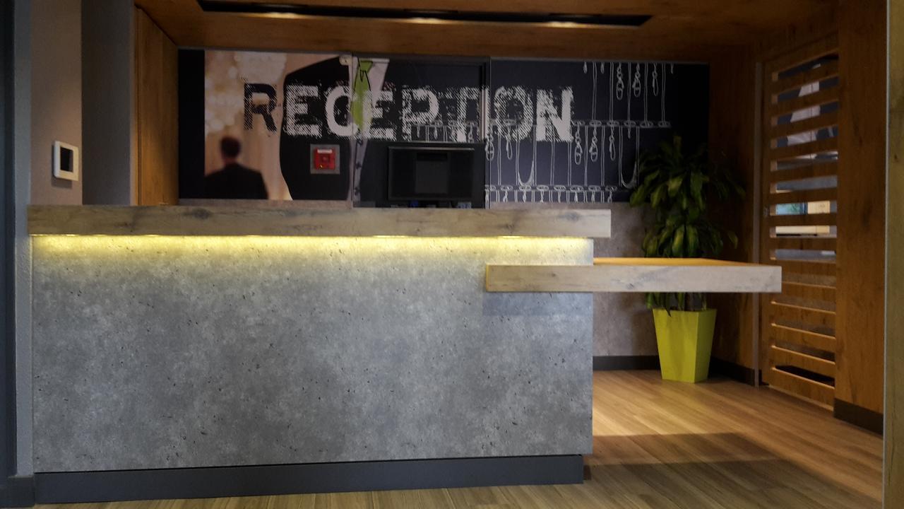 Ibis Budget Caen Porte De Bretagne Bretteville-sur-Odon Eksteriør bilde