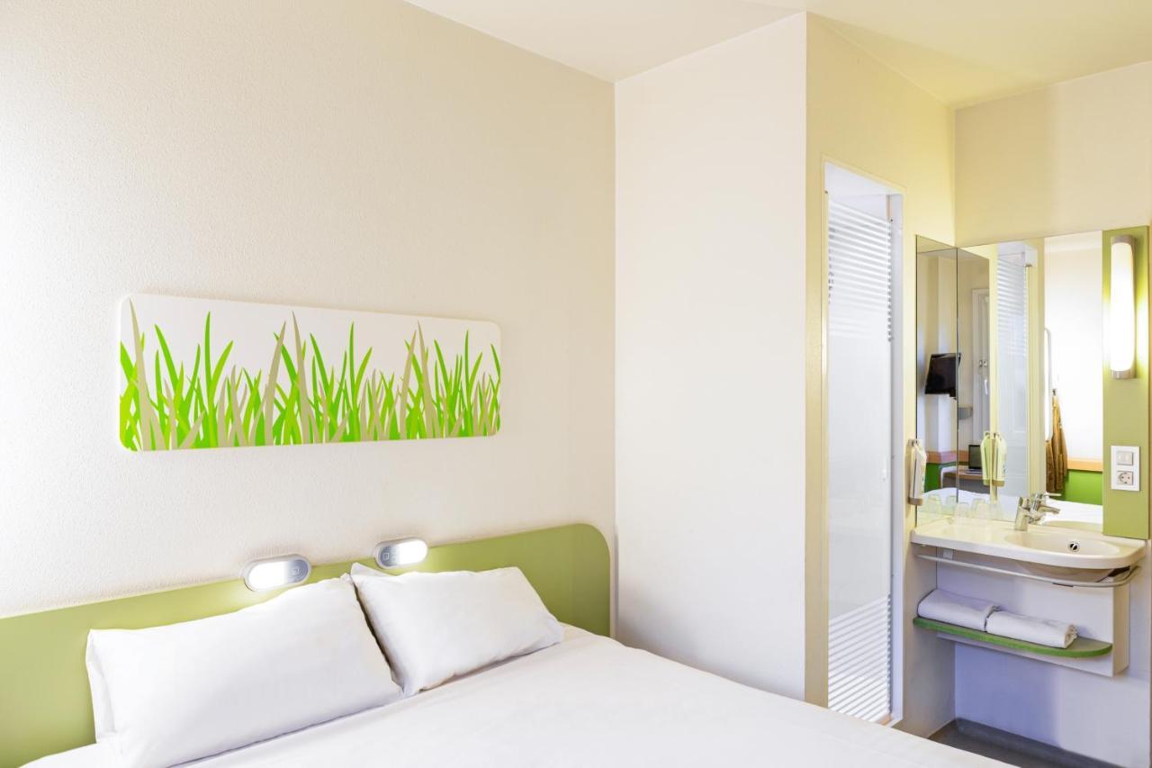 Ibis Budget Caen Porte De Bretagne Bretteville-sur-Odon Eksteriør bilde